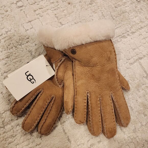 UGG Womens Glove W Sheepskin Chestnut Sz Small NEW - READ